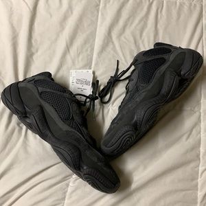 Yeezy 500 utility black 100% authentic